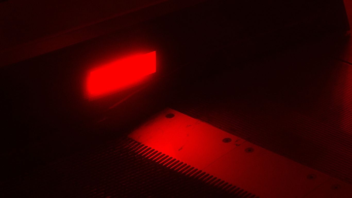 Red Light vs Near Infrared: Which Is Better for Longevity?